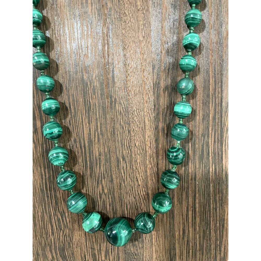Vintage Graduated Malachite Bead Necklace 21" Green Gemstone Barrel Clasp